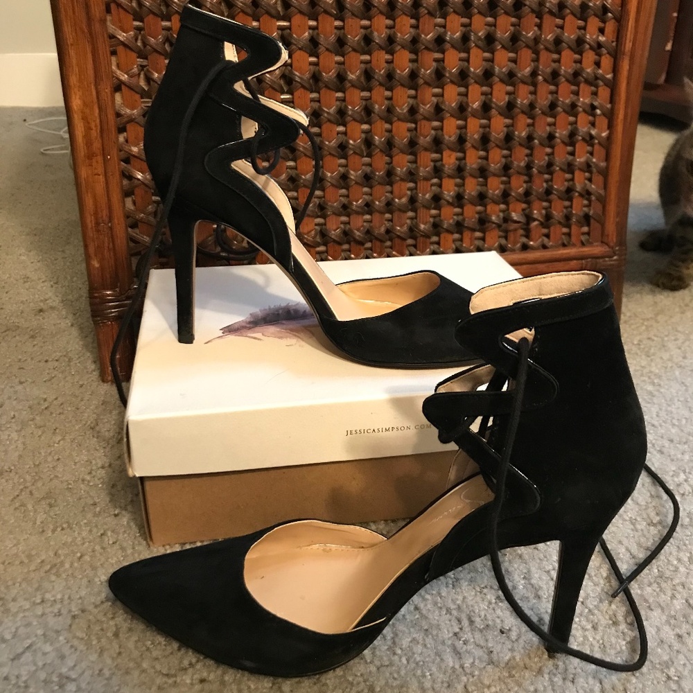 Jessica Simpson black 4 inch heels